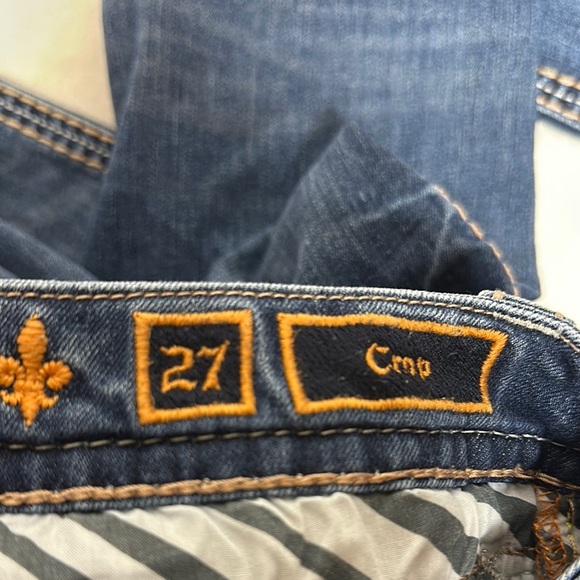 Rock Revival Blue Ankle Cropped Jeans with Intricate Stitching - Picture 14 of 15